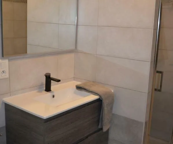 Hébergement de vacances De La Foye - La Couleur Des Prés Combrand