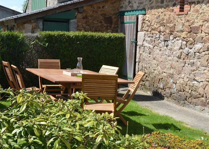 Hébergement de vacances De La Foye - La Couleur Des Prés Combrand